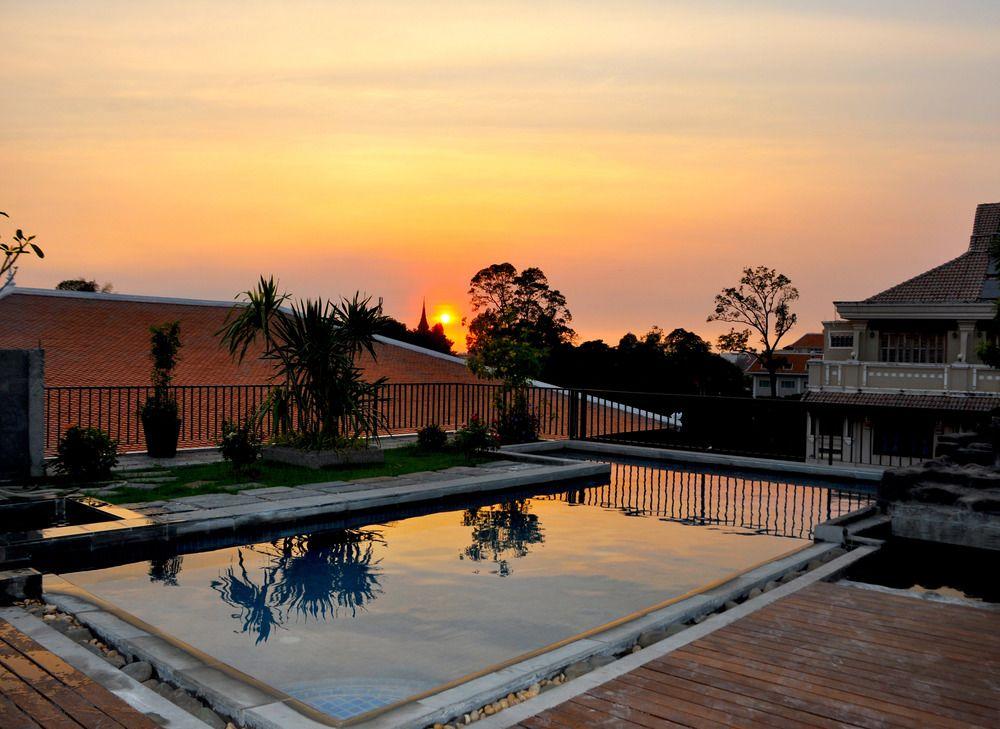 Sun Inns Hotel Siem Reap Bagian luar foto