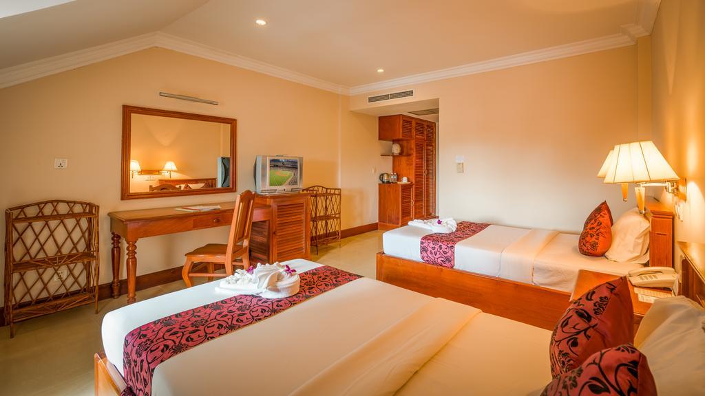 Sun Inns Hotel Siem Reap Bagian luar foto