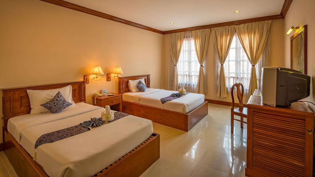 Sun Inns Hotel Siem Reap Bagian luar foto